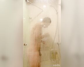 Mukouzune aka smukouzune - 06-17-2024 OnlyFans Video - Shower time