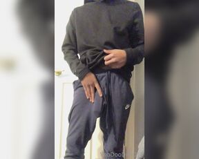 Voodoodxck aka voodoodxck - 08-27-2021 OnlyFans Video - Who likes to rub bulges My dick be hard af when you rub in my sweats