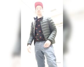 Cliffordpacker aka cliffordpacker - 01-17-2020 OnlyFans Video - Jerking off in the washroom again Video 1