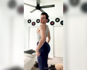 Gabe Hayes aka twunk_bubbs - 09-24-2023 OnlyFans Video - is it even legal to have an ass this phat