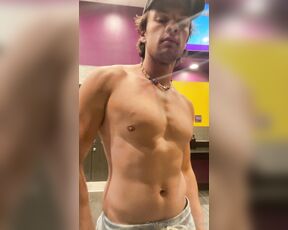 Gabe Hayes aka twunk_bubbs - 08-11-2024 OnlyFans Video - currently hehe