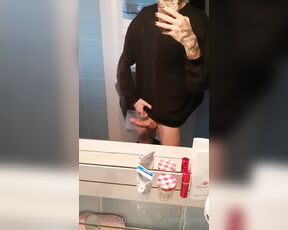 Fr_Inked_Twink aka fr_inked_twink - 12-27-2022 OnlyFans Video - This bathroom looks cute tho