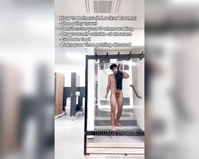 Solito Boy aka solitoboy - 07-08-2024 OnlyFans Video - Showing off at the locker room  Even if youre a grower you gotta be proud