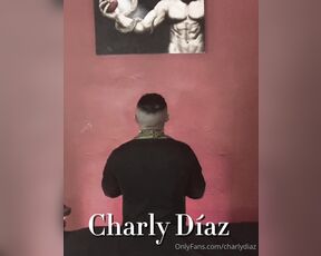 Charly Diaz aka charlydiaz - 09-07-2024 OnlyFans Video - Este domingo disfruta la primer escena del Cr1men del Padre Charly Díaz con tres deliciosos diablitos