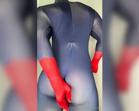 Beefy Butt Boy aka myownsecretalt - 06-16-2024 OnlyFans Video - Peter Parker when he gets home from a fight with the Green Goblin