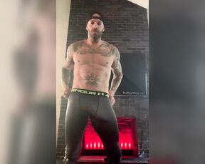 Ryan Steel aka ryansteel - 04-22-2020 OnlyFans Video - Do you like the way I pulled that big dick out Also, Subscribe to my FREE