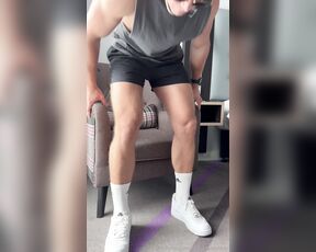 Alpha Tom aka alphadomtom - 05-22-2024 OnlyFans Video - Worship my feet