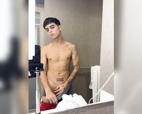 Jose Manuel Montes aka jmanuelmontes25 - 10-29-2024 OnlyFans Video - Como me calienta ver a un man en pantaloneta y que se le marque Uffff Te