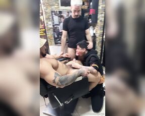 Edgar Morel aka moreledgar95 - 10-27-2024 OnlyFans Video - Liberando material del barbero  chuquialexLamentó la espera de este material