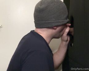 Polesome Gay aka polesomegay - 02-13-2023 OnlyFans Video - My first time at a glory hole Serviced so well by themaskedsukr, excited to share the