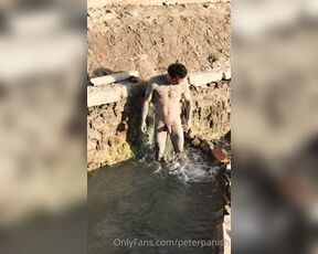 Peterpanish aka peterpanish - 01-14-2022 OnlyFans Video - Washing off