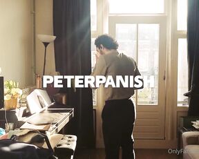 Peterpanish aka peterpanish - 02-09-2022 OnlyFans Video - After a run in the sun outside I decided to cool down at home