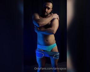 Raj aka iamrajxxx - 03-03-2023 OnlyFans Video - Cheeky striptease with onefacephotog