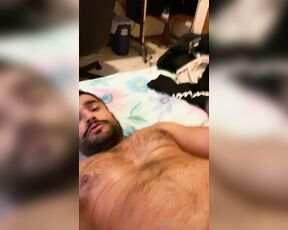 Raj aka iamrajxxx - 01-17-2024 OnlyFans Video - Horny at home for the holidays