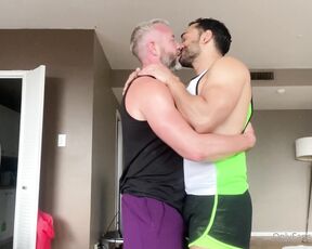 Raj aka iamrajxxx - 07-23-2024 OnlyFans Video - One of the hottest makeouts of my LIFE  w oliverreilly Cant wait for yall to