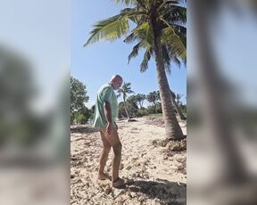 Arab dilf aka arabdilf - 06-18-2024 OnlyFans Video - He did not want to fuck me on cam