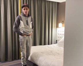 Cedric Dreamer 22 aka mrdreamy241 - 02-07-2023 OnlyFans Video - A very good  encounter during my visit to London  with the sexy  Chavy_Scally