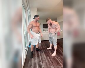 David Mitchell aka cpxxx - 03-20-2024 OnlyFans Video - New video tonight with pacocolombiano and scottholliday, our dick were rock hard but Paco took