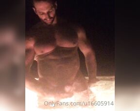 David Mitchell aka cpxxx - 05-25-2020 OnlyFans Video - Last night in the jaccuzi