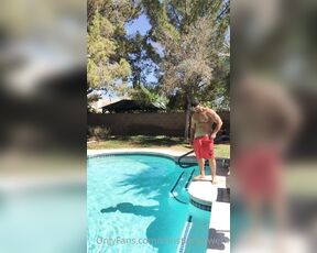 David Mitchell aka cpxxx - 07-08-2020 OnlyFans Video - Who wants to cum in the pool