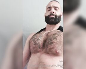 Jonanwolffxxx aka jonanwolfxxx - 03-22-2021 OnlyFans Video - Comiendo en la silla  Y para dentro