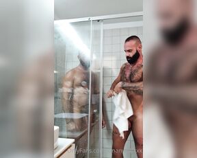 Jonanwolffxxx aka jonanwolfxxx - 09-05-2021 OnlyFans Video - Shower time