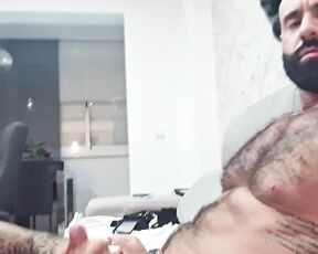 Jonanwolffxxx aka jonanwolfxxx - 09-04-2021 OnlyFans Video - Dame leche