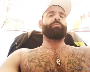 Jonanwolffxxx aka jonanwolfxxx - 03-25-2023 OnlyFans Video - sucking armpit  un the beach