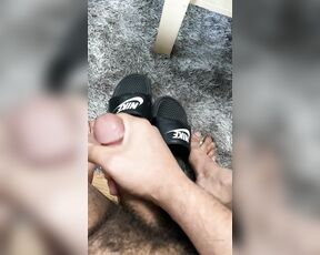 King Papi aka daddyvers - 02-20-2020 OnlyFans Video - Home, bored and horny af