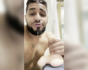 King Papi aka daddyvers - 01-01-2021 OnlyFans Video - This toy feels so real  this is what i wana do to some cock