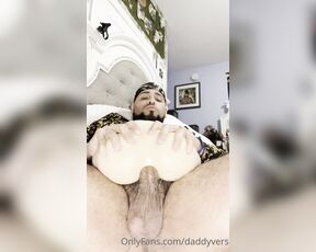 King Papi aka daddyvers - 01-24-2021 OnlyFans Video - A new toy one of my followers got me  shit made me nutt like 4