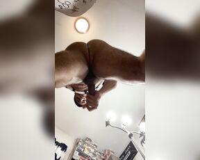 King Papi aka daddyvers - 04-01-2020 OnlyFans Video - Let me squat on your face boys