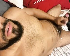 King Papi aka daddyvers - 10-16-2022 OnlyFans Video - Who wants daddys nuttt