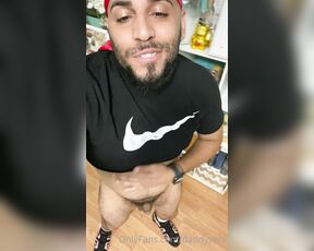 King Papi aka daddyvers - 06-09-2020 OnlyFans Video - I been so horny today