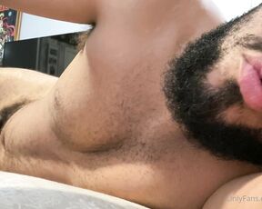 King Papi aka daddyvers - 07-14-2020 OnlyFans Video - Goood morning my baby boys  daddy woke up mad horny