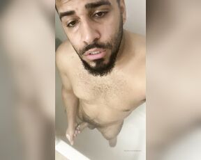 King Papi aka daddyvers - 10-27-2019 OnlyFans Video - Jacking off in the shower before I went out