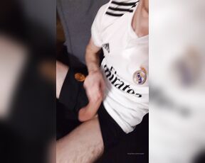 SnauwFlake aka snauwflake - 01-31-2020 OnlyFans Video - Une ptite vidéo en footballeur 3 Jespère que vous aimerez merci beaucoup pour votre présence