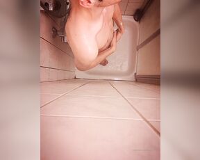 SnauwFlake aka snauwflake - 02-08-2020 OnlyFans Video - Le début de la vidéo de la douche 3 Jespère que vous apprécierez