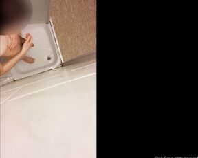 SnauwFlake aka snauwflake - 04-15-2020 OnlyFans Video - Spycam in my shower, I need to show it to you guys 3 Spycam dans ma