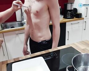 SnauwFlake aka snauwflake - 05-06-2021 OnlyFans Video - Redif du second live post concour avec du vélo, des gourmandises en cuisine un petit bain