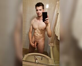 SnauwFlake aka snauwflake - 10-12-2024 OnlyFans Video - Its time to take a showerCest lheure de la douche 3