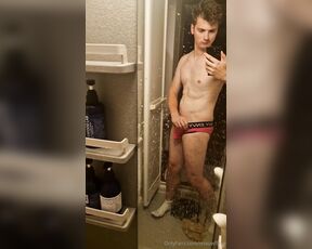 SnauwFlake aka snauwflake - 10-17-2024 OnlyFans Video - Little video in the bathroom_rejm