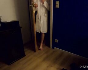 SnauwFlake aka snauwflake - 06-08-2020 OnlyFans Video - Professor Twink is teaching some good lessons 3 Im trying to play with this outfit, I