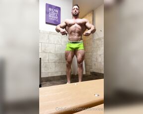 Adam X Lee aka adamxlee - 04-09-2021 OnlyFans Video - Heres my posing  from today