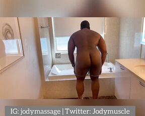 Jodymuscle aka jodymuscle - 11-27-2021 OnlyFans Video - Washing you were here with lol