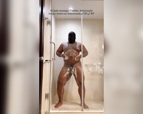 Jodymuscle aka jodymuscle - 01-19-2022 OnlyFans Video - Quick shower at my hotel in Ocho Rios, Jamaica