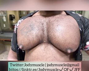 Jodymuscle aka jodymuscle - 10-13-2022 OnlyFans Video - Just took my suction cups off at the gym