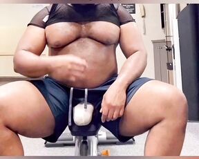 Jodymuscle aka jodymuscle - 06-03-2020 OnlyFans Video - Paid video chest day and tit play