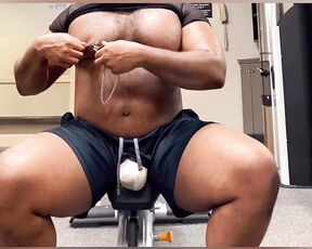 Jodymuscle aka jodymuscle - 06-03-2020 OnlyFans Video - Paid video chest day and tit play