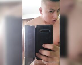 Alx Mardue aka alxmardue - 10-30-2020 OnlyFans Video - Buenos días papis Les mando un abrazote Good morning I send you a hug